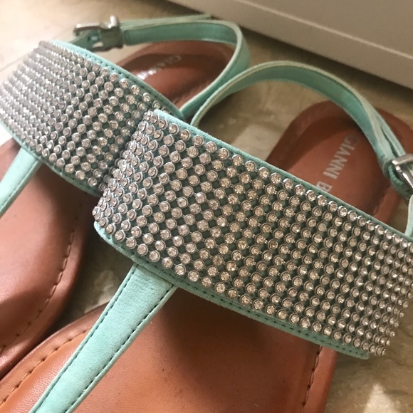 NWOT: (SZ:6) aqua rhinestone sandals - Picture 5 of 5